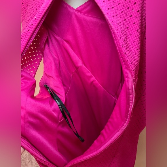 ✨Guess Ruffle Sheath Dress Size 12 - Picture 12 of 12